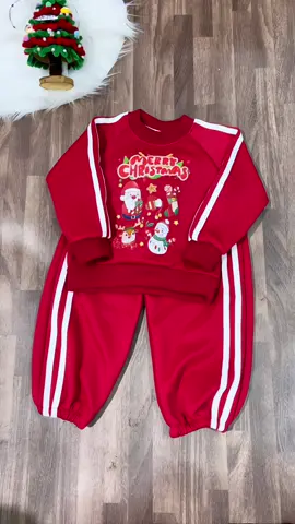 Set nỉ giáng sinh cho bé, tặng khăn và vòng tay #xuhuong #me2embekhoikhoa #thoitrangtreem #donoelchobe #bonichobe  @Mẹ 2 em bé Khôi Khoa  @Mẹ 2 em bé Khôi Khoa 