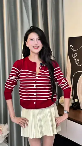 Tôi cung khong hieu tsao thấy noel là thấy tết :>>>> #mactonganh #fyp #xh #cardigan #quanaomuadong 