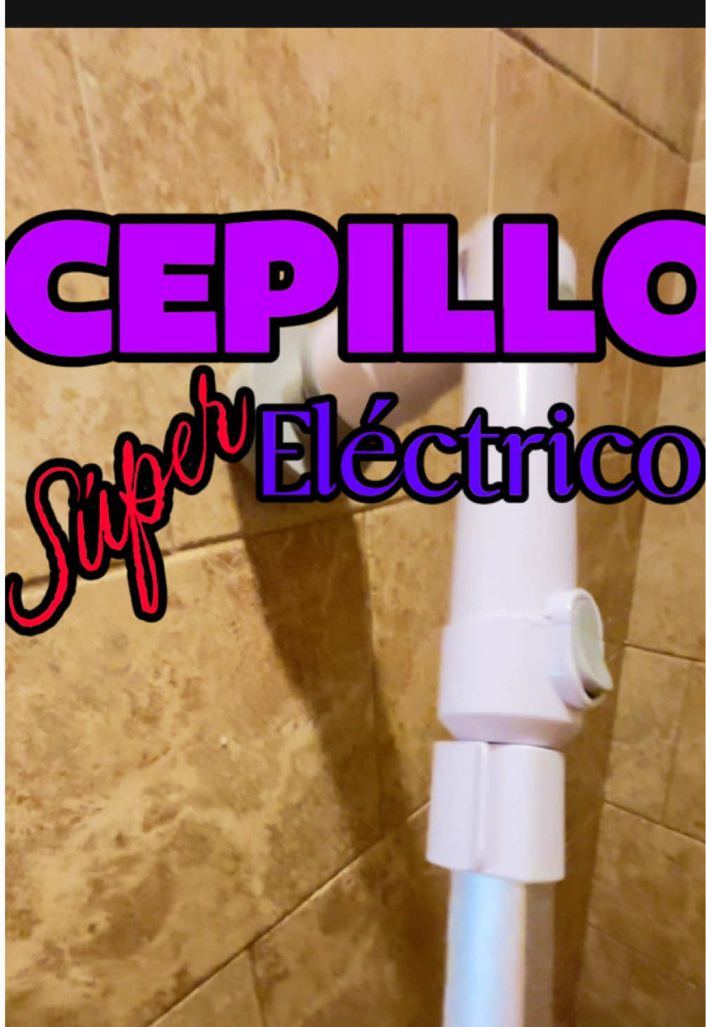 Cepillo eléctrico para fregar 🤝🤝🤝 #consejosdelimpieza #productosdelimpieza #cleaningservice #limpiezadebaño #limpiezadeducha 