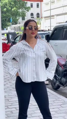 Classy mode 🤏🏻🤍