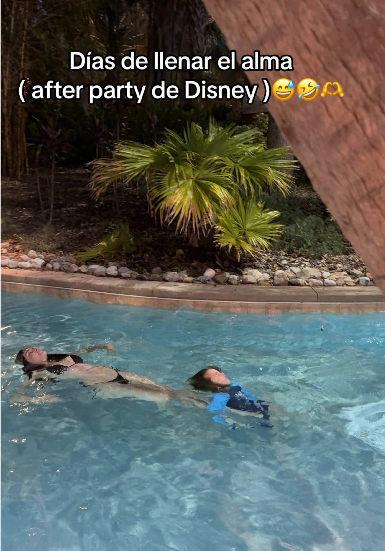 Boy moms …  si nos toca mantenernos activas 😂#humor #boymom #fyp #disneyworld 