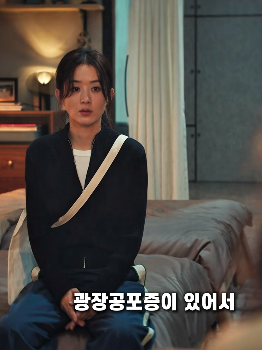 끝없는 객차 속 희수의 탈출기#영화 #무비 #movie #films #fyp 