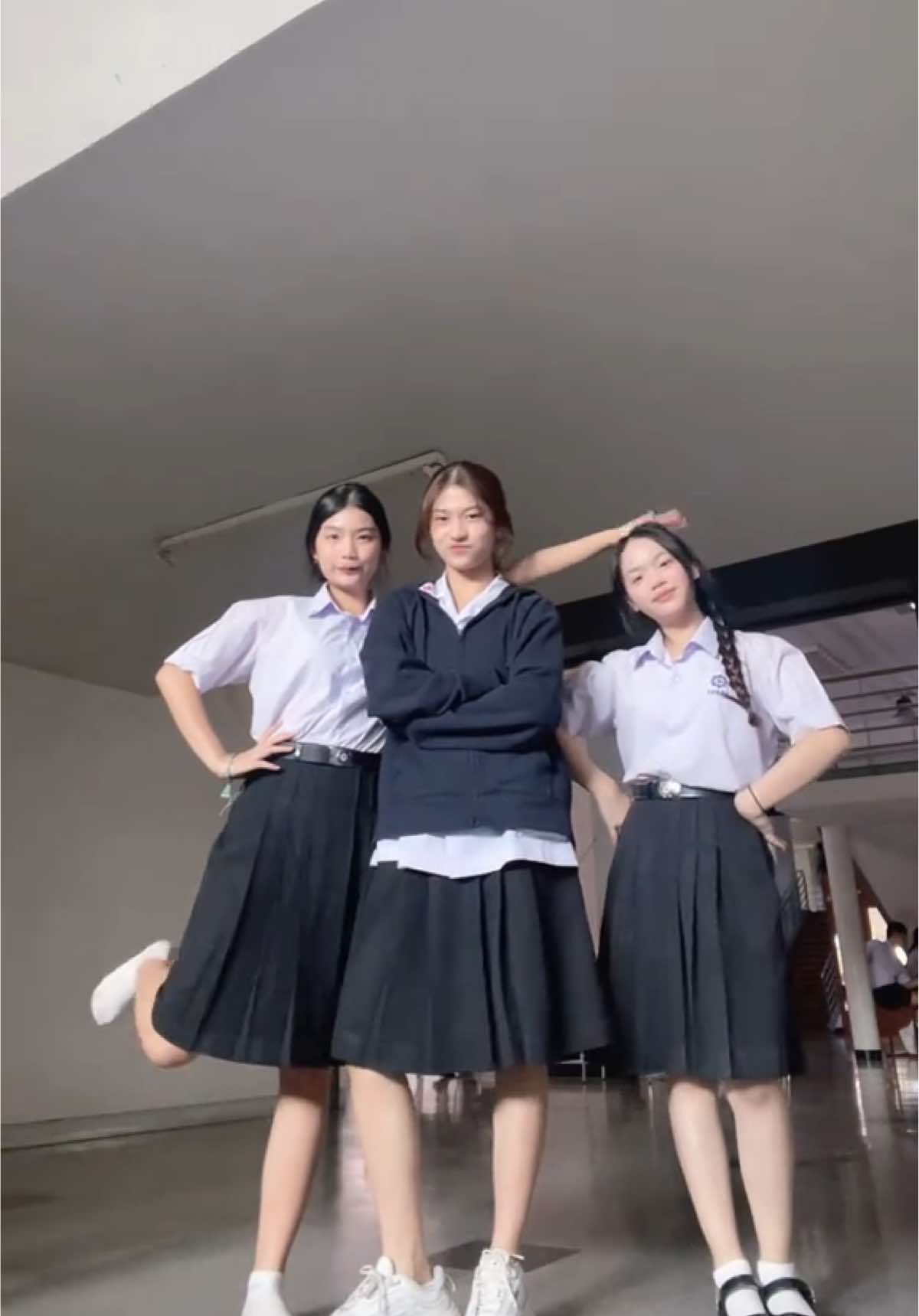 เช้าอันฝดใฝㅜㅜ @น้ำพั้นช์ @ppechh._  #กานแดงหวานเจี๊ยบ #praewmindy 