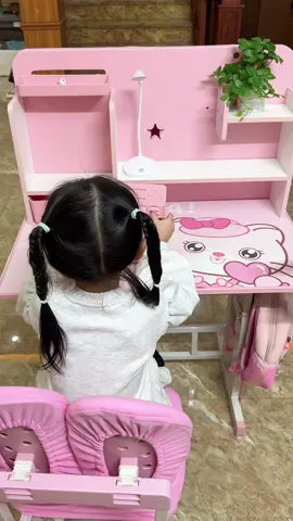 Bộ Bàn học kèm ghế cho bé #banhocchonggu #banhocchongcan #banhocchobe #banhocchobetieuhoc #nhanammy 