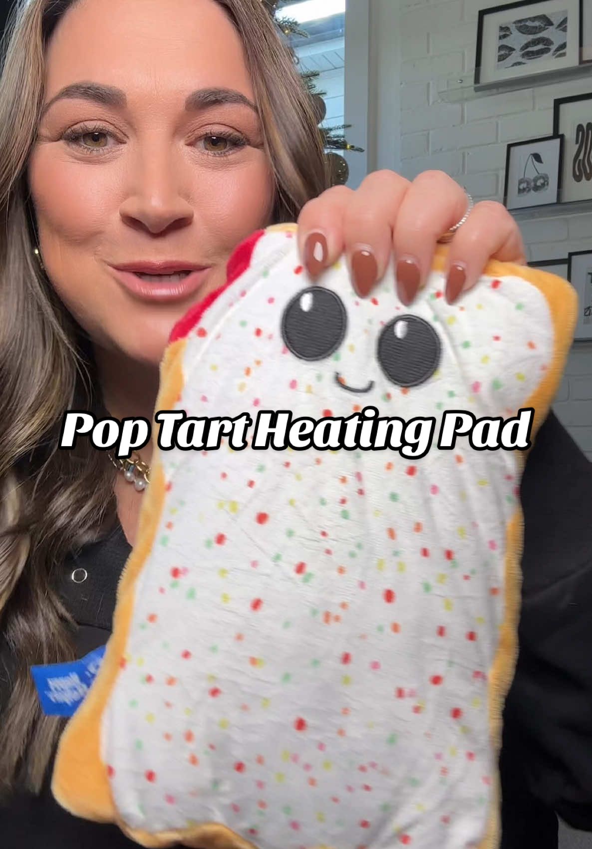 The cutest heating pad around!! #poptarts #christmasgiftideas #heatingpad #gaggifts 