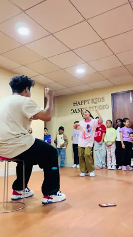 #foryou #bollywoodsong #foryoupage #goviral #nepalitiktok 