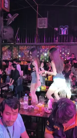 ตัวเล็กสเปกพี่ป่ะ 🤭 #ร้านเรารู้จักจะรักเอง #ร้านเราริมคลองพระอินทร์ 