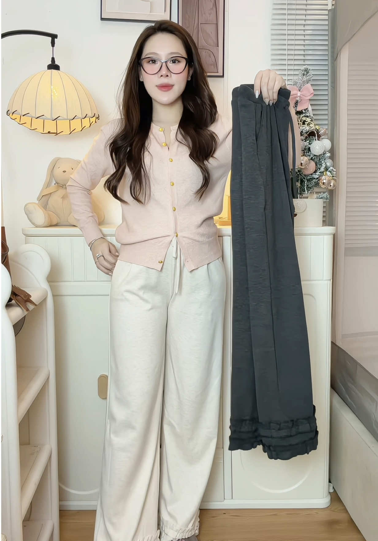 Quần suông có cả cho mẹ bầu đây ạ 🤰🏻 #fyp #thoitrangbau #thoitrangnu #mebauthongthai #quanbau 