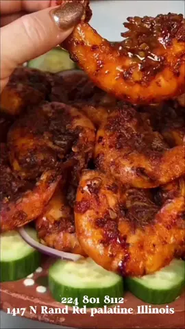 🔥¡Atención mi gente con paladar exigente!🔥 En Islas Jarochas traemos unas promos increíbles para que vengas a darte un festín de mariscos 😋 🦐NUEVAS PROMOCIONES ESPECIALES 🦐 🌶️ PAQUETE 1 — $12.99 por persona 👉 1 lb de Camarones (Elige: Salsa Langostinos o Mega Diabla) 👉 1 lb de Camarones Estilo Cucaracha 🍽️ Orden para (4 personas): * Ensalada fresca * Arroz o papas con salsa macha (¡picosas eh!) * Paquete de tortillas o 4 panes de ajo * 4 aguas de jamaica bien frías 🧃 🐙 PAQUETE 2 — $13.99 por persona 👉 Ceviche mixto (camarón, pulpo, surimi y pescado) 👉 1 lb de camarones fríos para pelar 🦐 🍽️ Incluye Orden para 4: ensalada, arroz o papas, tortillas o pan de ajo y 4 aguas medianas. 🍗 PAQUETE 3 — $14.99 por persona 👉 Fajitas mix de pollo y camarón para cuatro (con chiles y cebollitas) 🍽️ Viene con ensalada, arroz, frijoles con chorizo y salchicha, tortillas 🌮 y 4 aguas de jamaica. 🔥 PAQUETE 4 — $16.99 por persona 👉 Molcajete Jarocho para 4 (sin patas de cangrejo, pero bien lleno de sabor 😋) 🍽️ Incluye ensalada, arroz o papas con salsa macha, tortillas o pan de ajo y sus 4 aguas. (orden para 4 personas)  📍Te esperamos en:1417 N Rand Rd, Palatine, Illinois 📞 Llama y aparta tu mesa: 224-801-8112 🦞🌴 #SaborVeracruzano #IslasJarochas #PuraBuenaVibra