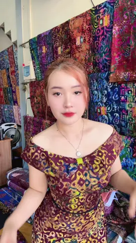 တမူးရေစိုကာလာအရင့်လိုင်းချုပ်ပုံလေး😍🧶🍂#beautybankအထည်ဆိုင် #မြန်မာဝတ်စုံဝမ်းဆက် #စျေးနှန်းမှန်ကန်beautybank 