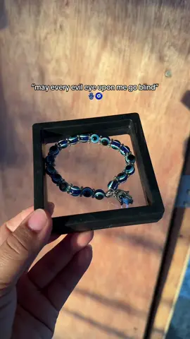 Evil eye charm bracelet for protection🪬#evileye #charm #charmbracelet #evileyebracelet #bracelet 