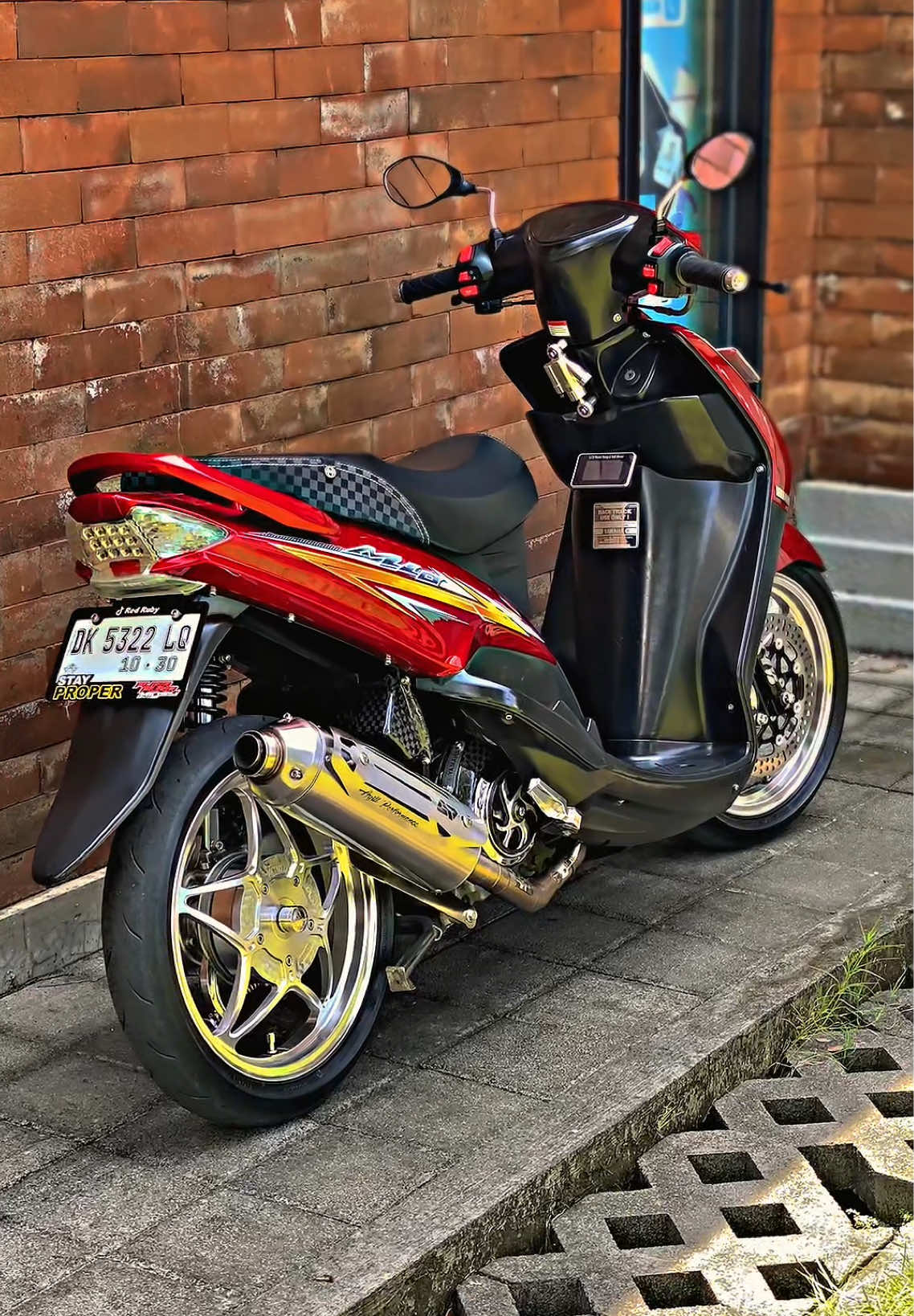 Miomu sudah cinematic belum 😍🤩🤩❤️#5tlgank🚀 #5tl #mioproper #miosmlie #miosmilemodifikasi #miosporty #miomodifikasi #mio #yamahamio #aqilexhaust #miobali #mioproperbali #miomodifikasiindonesia #fyp #fypシ゚ #masukberanda #tiktok 