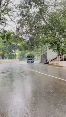 ආශිර්වාද අරන් ගමන යන්න එන NE-2513 ත් එක්ක @නුරාවි speed coach කෙල්ල 💙🙏😍 