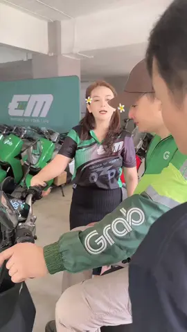 เข้าร่วม LIVE ของเรา แล้วรับโปรโมชั่นพิเศษ!