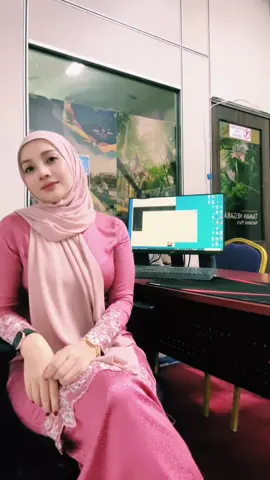 Ada ni Siap2 before start kerja .. ambik mood best2 jap .. tapi rinduuuuu 🫣 .. Happy wednesday ..ok bye .. #wawa #life #2025 #fypdonggggggg 