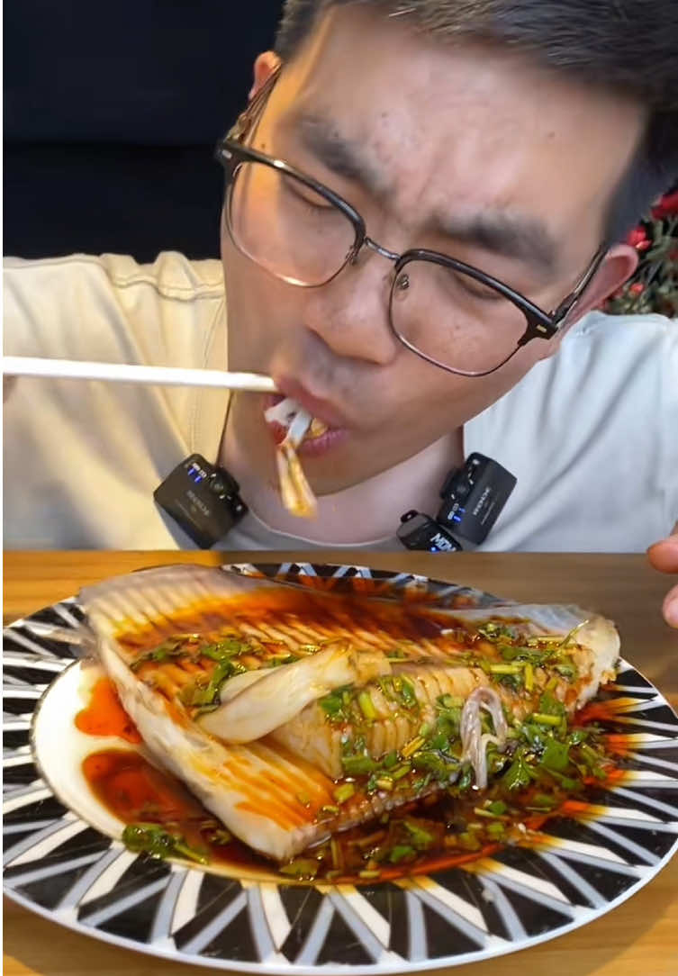Lâu lắm mới lại có vây ăn…🤤 #tiktok #viral #amthuctrieuchau #xuhuong #fyp 