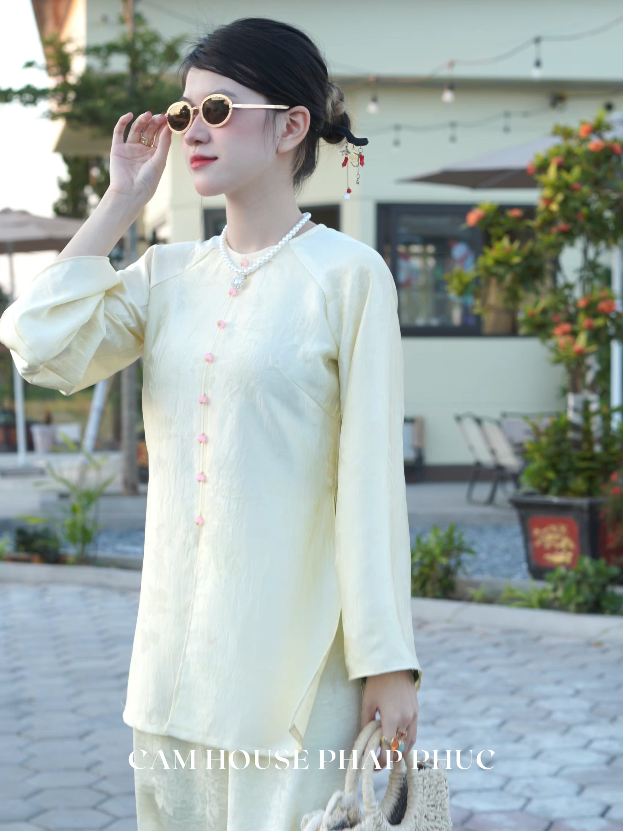 Tết này bạn mặc gì? Set đồ Pháp Phục 