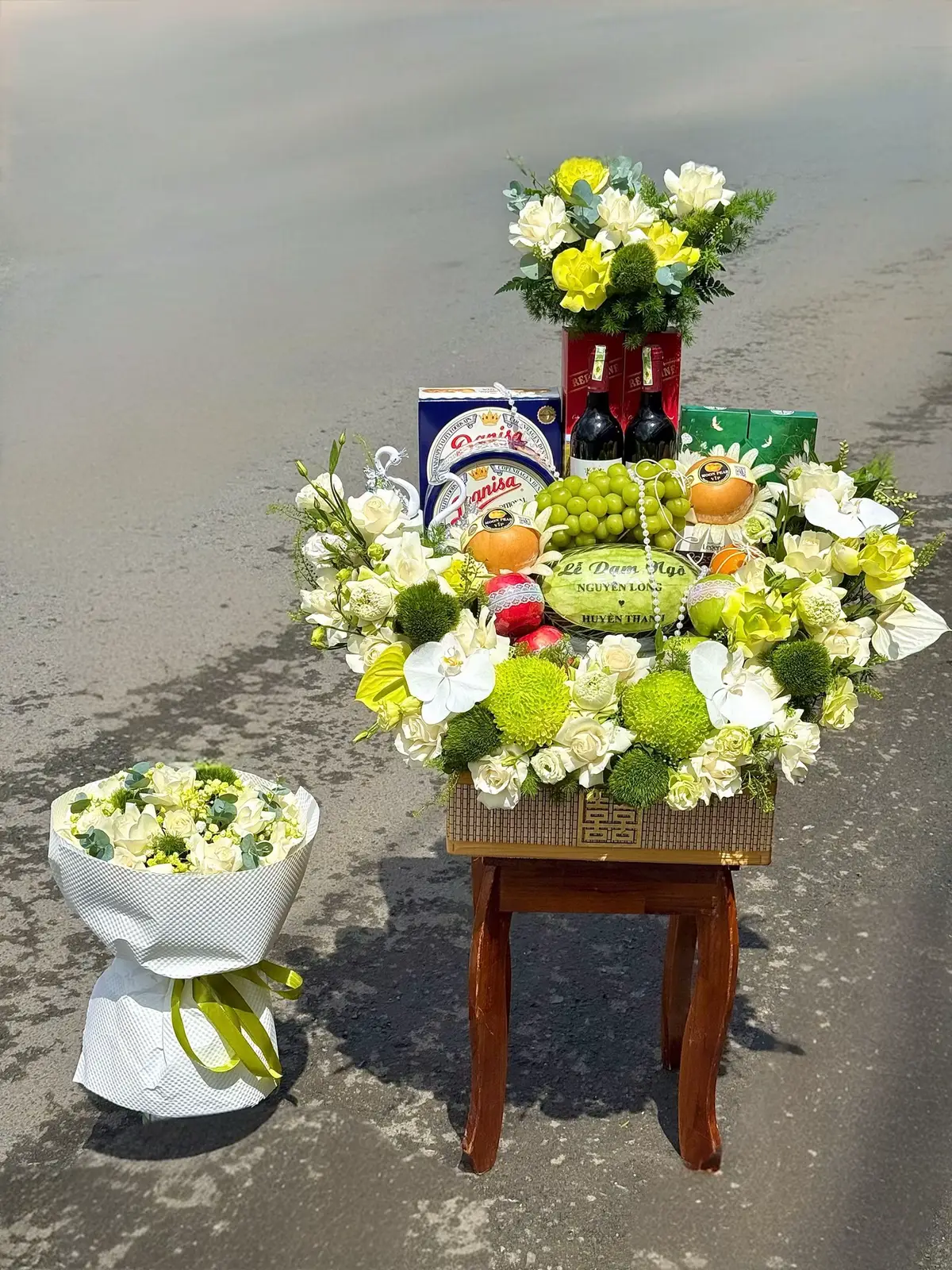 Mỗi bộ tráp là một lời chúc lành – hôm nay là sắc trắng xanh thanh khiết, tượng trưng cho tình yêu trong trẻo và khởi đầu bình yên 💕 Cảm ơn cặp đôi đã tin chọn Tráp cưới Ánh Nguyên – Dạm ngõ và Cưới hỏi Cà Mau đồng hành trong ngày trọng#tráp_ăn_hỏi_đẹp #trápdạmngõ 