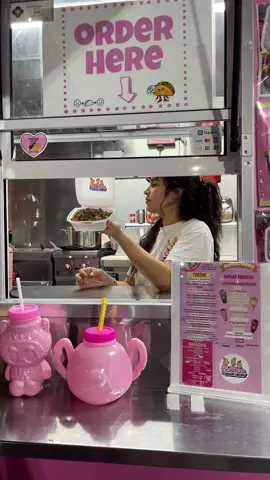 El cliente puede esperar, el chisme nooooo🙊🤣estamos en 711 W HILDEBRAND 78212 ! #satx210❤️❤️ #laspollitassnackntacos #foodtruck #sanantoniotx #satx210 