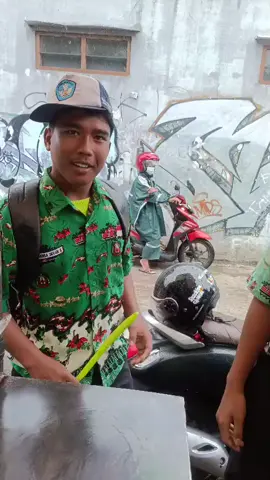 Yohh yohh yohh... NGGULUNG SIKAT WC, jan kurang ajar 😭😭 #blitar24jam #telurgulung #maserr #fyp 