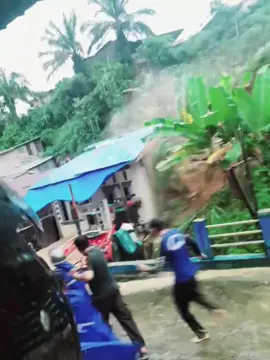 banjir bandang di sibolga Sumatra utara Tapanuli tengah turut berduka cita😭😭 #banjirbandang  #sumatrautara  #tapanulitengah  #viral  #fyp 