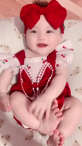 Đáng yêu kiểu này là autu viralo 🤭💛#viral #fyp #baby #embedangyeu #xuhuong 