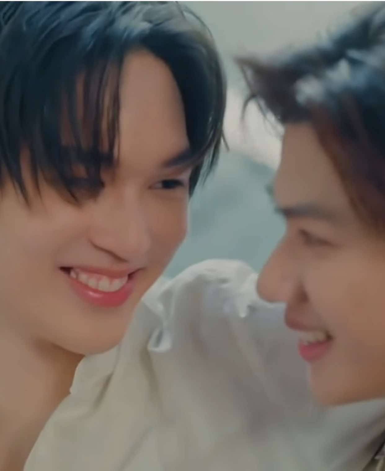 Ôi tôi tự edit xong tự cảm động luôn mà 😭 Người luỵ nhất trong cuộc tình này chính là tôi chứ không ai khác :))) #stamp_panachkorn #napat_un #stampaun #aunstamp @Stamp_panachkorn @napat_un 