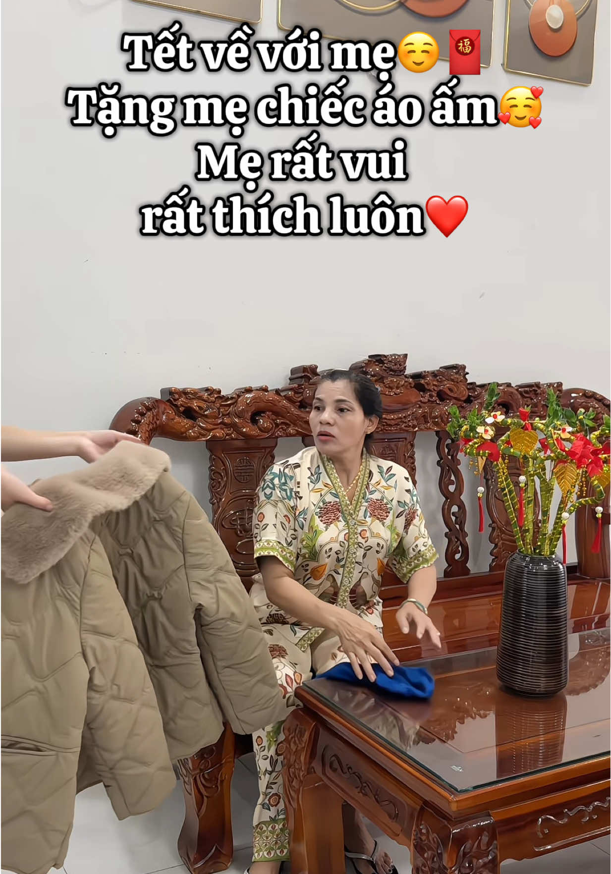 Áo ấm tặng mẹ rất đẹp🥰giỏ hàng nhiều màu đủ size ạ#emnhungne #thoitrangtrungnien #aokhoactrungnien 