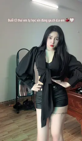 Mỗi sáng tranh thủ 30p rồi đi làm 💃🏻 các mom ơi tập tới đâu rồi 🤣 #xuhuongtiktok #dance 
