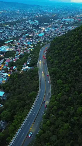 ¿Notaron algo?  #oaxaca #cerrodelfortinoaxaca #oaxacacity 