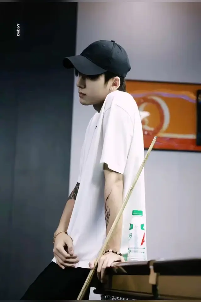 #庞博文🐟 #ckiuđz #pangpowen庞博文_pangpacvan #2004 