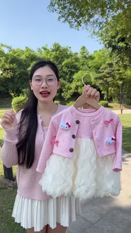 Ngọt ngào mà thơ thơ🤣 #setvaykemaokhoac #setvaybegai #setvaythudong  #vaytetchobe #vaycongchuachobegai 