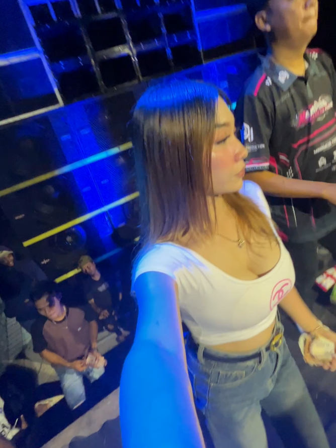 💃💃 @putriayandniii  #ceksound #dancercantik #horegbanyuwangi #horegjawatimur #horegmania_official 