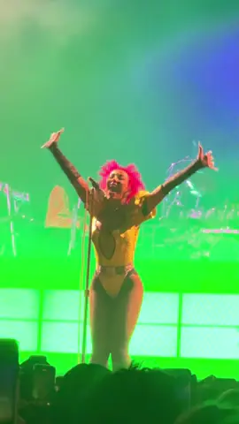 AAAHH MEN! #dojacat #AAHHMEN #tourmavie25 #fyp #melbourne 