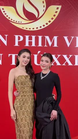 Gặp bé xinh Tiểu Vy tại Liên Hoan Phim 2025 ❤️ #thuydiem #trantieuvy #lienhoanphimvietnam2025 