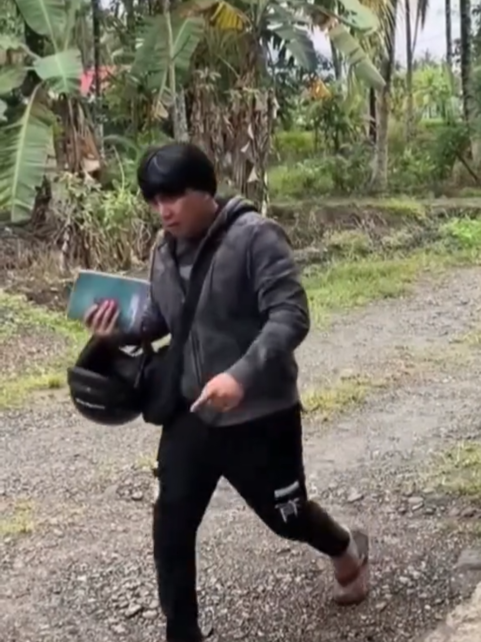 #hiburan #kontenlucu #komedi  #ngakak #vidioviraltiktok 