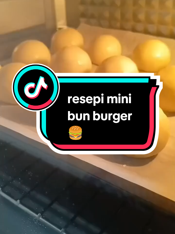 resepi mini bun burger. 150g tepung roti 25g gula Sedikit garam 4 g yis *80 g susu full cream  *1 biji kuning telur *Kacau #putar sehingga sebati 15 g marjerin suhu 130°c - 15-20 minit diniy timbang 25g..dpt dlm 12 biji... korang boleh cube Tau.. nak comey lagi timbang 20 gram k..nice2 je makan.. #miniburger #smashburger #homemade #resepisimple 