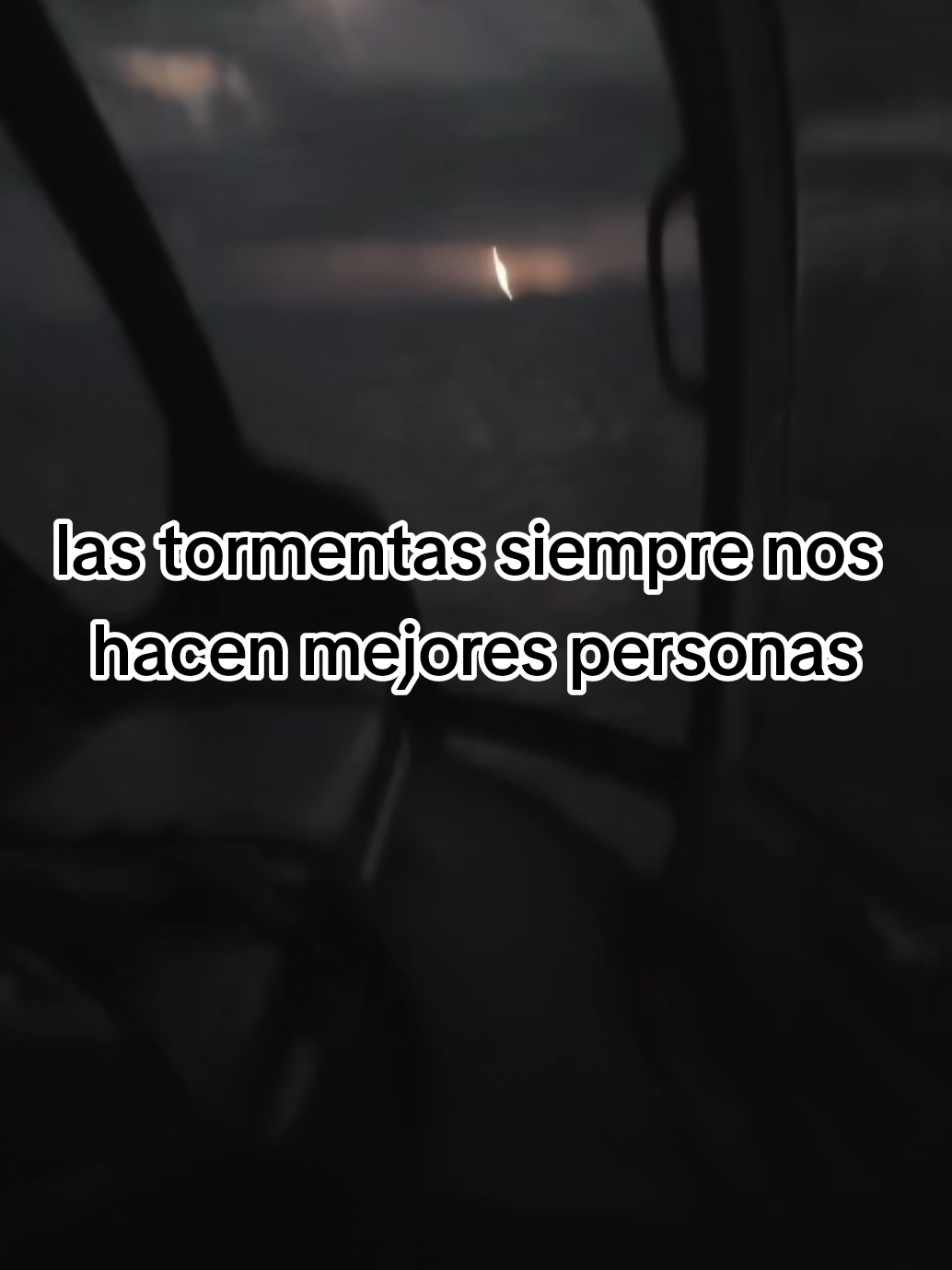 Las tormentas siempre nos hacen mejores personas🫠🌩 #paratii #contenido #fyp #viralvideos #tendencia 