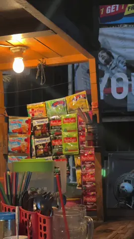 𝘗𝘳𝘰𝘴𝘦𝘴 𝘬𝘪𝘵𝘢 𝘣𝘰𝘭𝘦𝘩 𝘣𝘦𝘥𝘢 𝘥𝘦𝘯𝘨𝘢𝘯 𝘰𝘳𝘢𝘯𝘨 𝘭𝘢𝘪𝘯, 𝘵𝘢𝘱𝘪 𝘩𝘢𝘴𝘪𝘭𝘯𝘺𝘢 𝘱𝘢𝘴𝘵𝘪 𝘢𝘬𝘢𝘯 𝘴𝘢𝘮𝘢 𝘥𝘦𝘯𝘨𝘢𝘯 𝘰𝘳𝘢𝘯𝘨 𝘭𝘢𝘪𝘯. ☕️🤏🏻 . . #kopi #fyp #masukfyp #berkerjakeras #angkringan_pusat99 