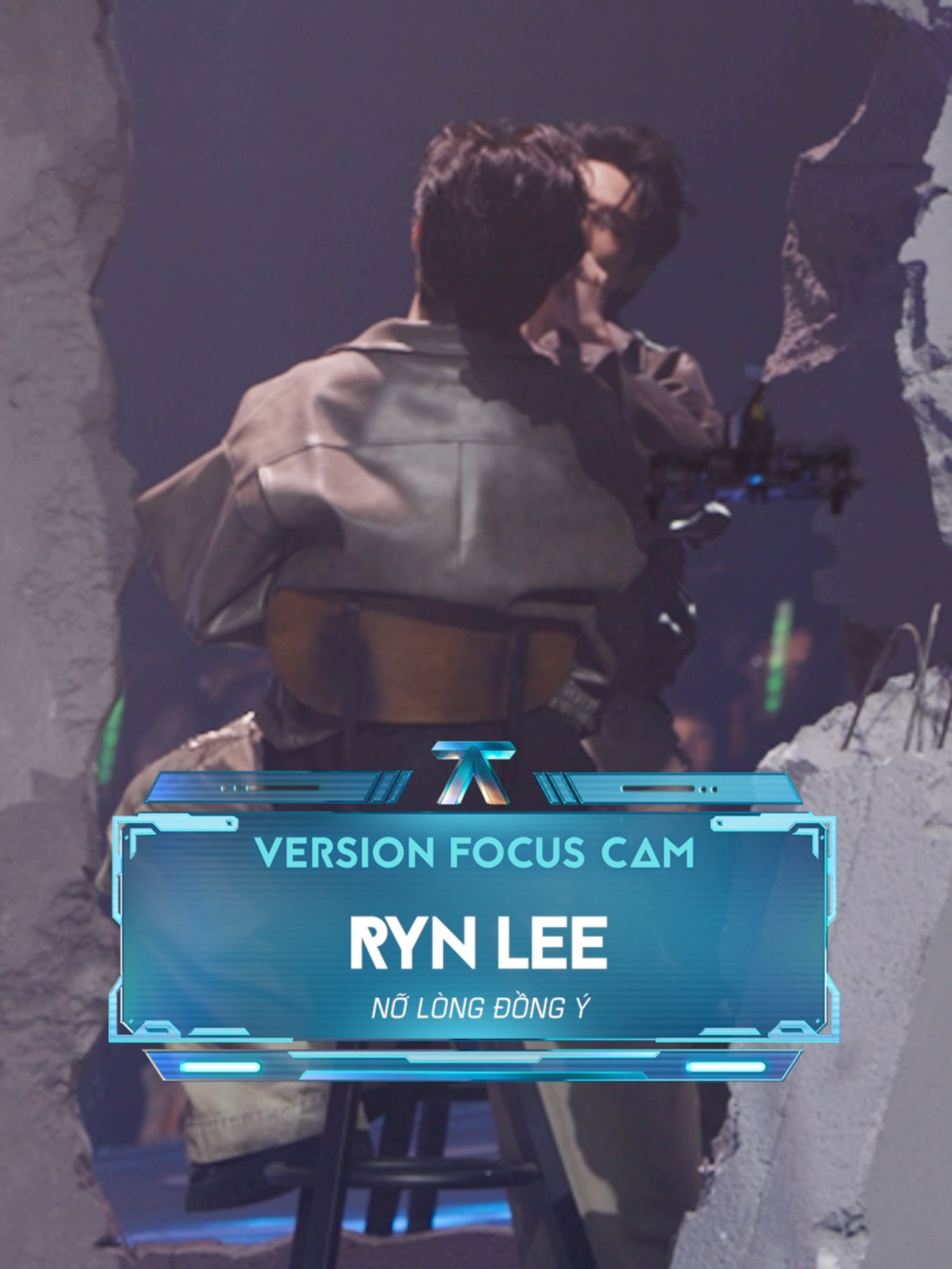 Màu giọng đầy cuốn hút của Ryn Lee trong “Nỡ Lòng Đồng Ý” như kể từng câu chuyện, lôi người nghe vào cảm xúc một cách tự nhiên và say đắm. #AnhTraiSayHi #AnhTraiSayHi2025 #DatVietVAC #VieChannel #VieON #TikTokGiaiTri #NOLONGDONGY #RYNLEE