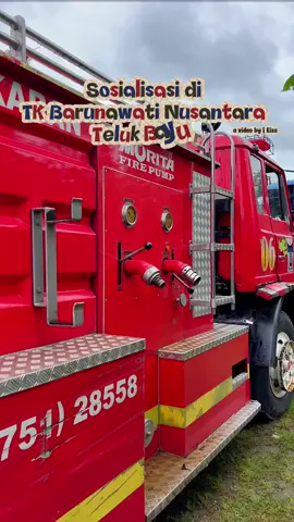 Sosialisasi di TK Barunawati Nusantara Teluk Bayur @padangfirefighter @Fadly Amran @H. Maigus Nasir, M.Pd @Sutan fire @Eiss ˖ ࣪ ‹𖥔 ࣪ @❖ᎷᏒ々Rio⁰⁵⚡  #pemadamkebakaran #palingidolasekolah#fyp #damkarkeren #firefighter 