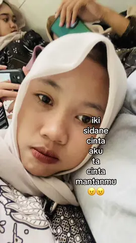 jawabbennn😠😠 #justforfun #4u #promomakangajian 