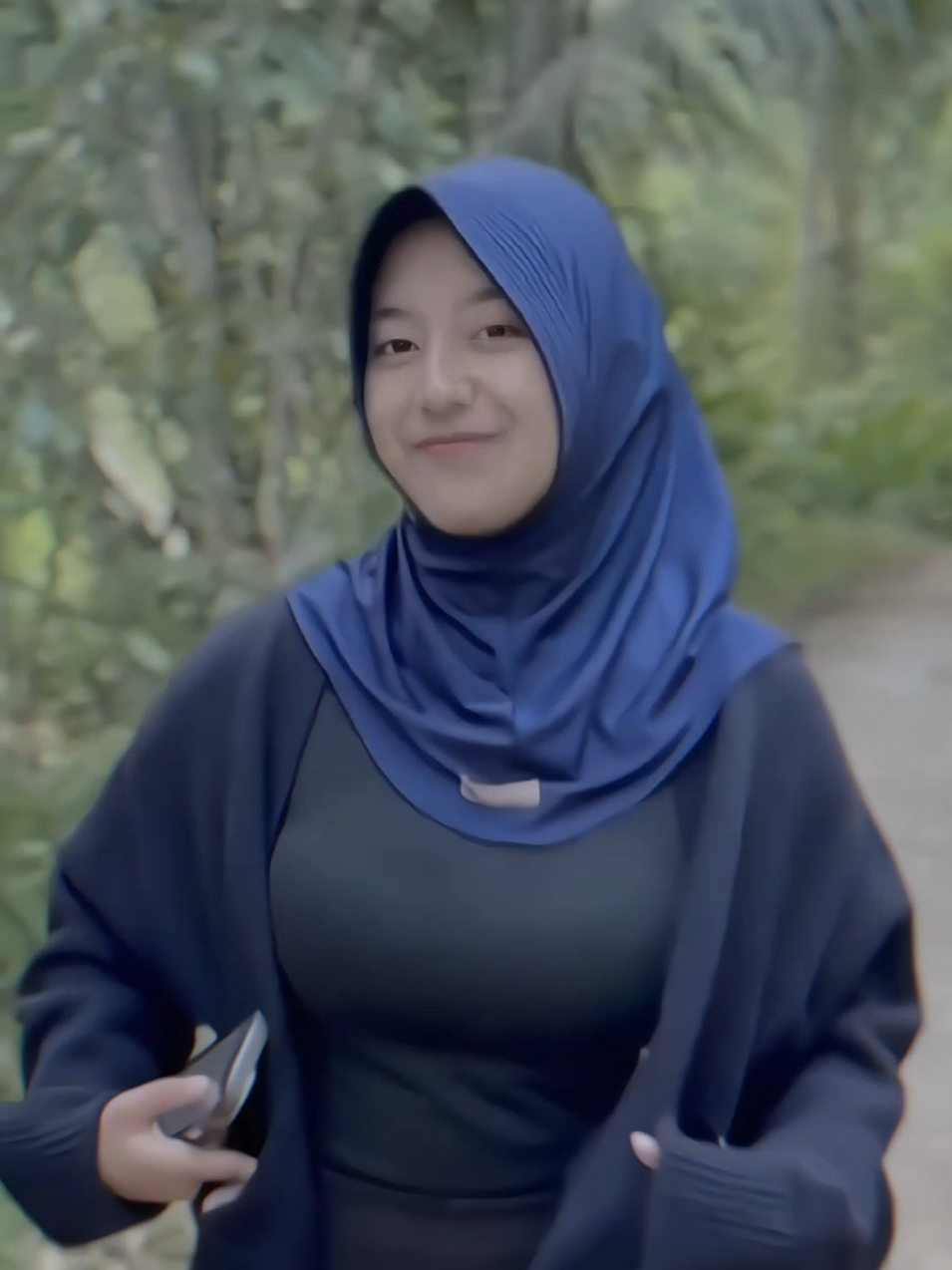 leona kanza si cantik manis🖤 #JJCapCut #trending #viraltiktok #pppppppppppppppp #foryoupage 