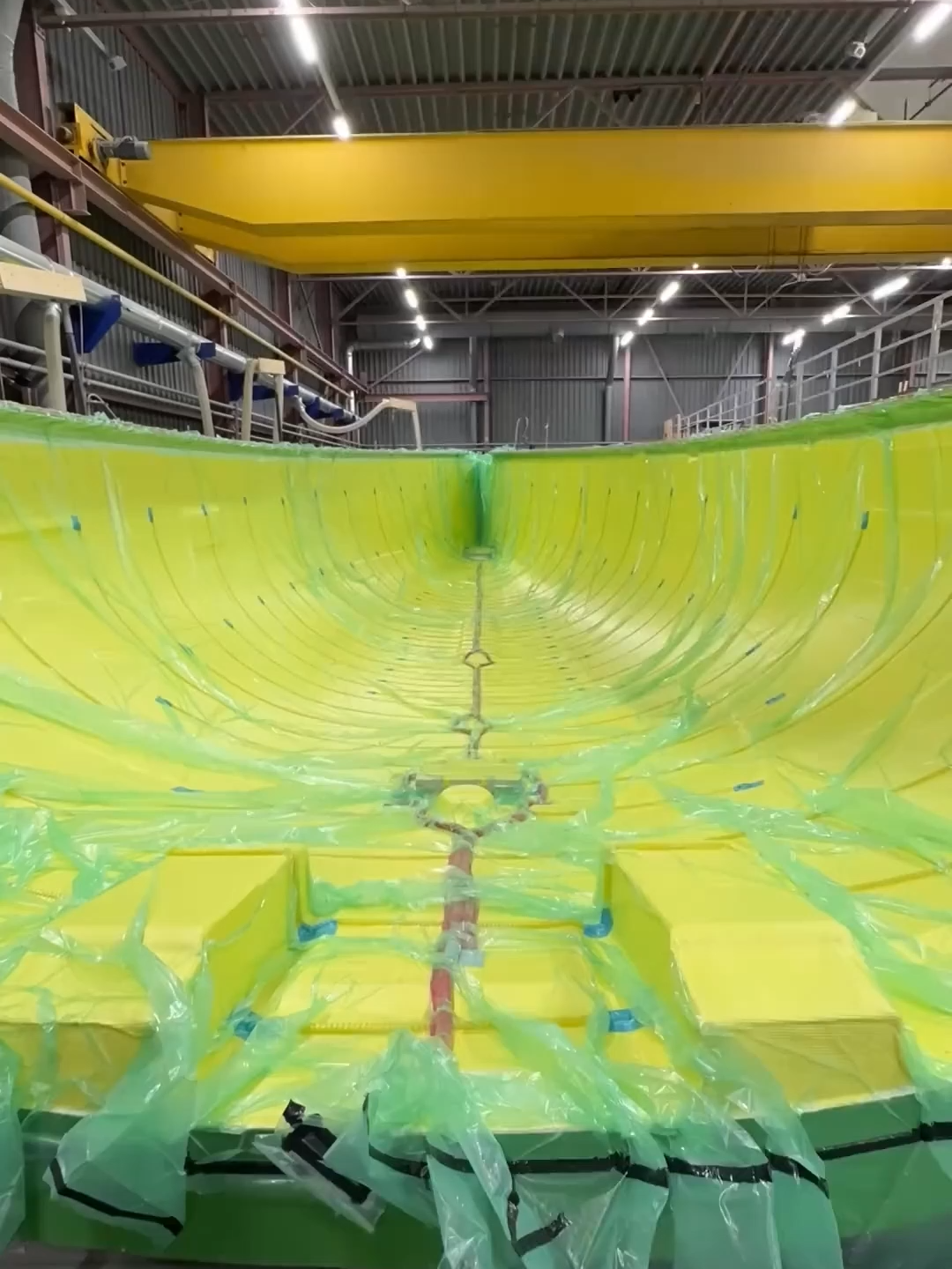 This Is How High-End Yachts Get Their Extreme Strength #VacuumInfusion #BoatBuilding #YachtConstruction #CarbonFiber #Fiberglass #Engineering #HowItsMade #Manufacturing #CompositeTech #HighPerformanceBoats