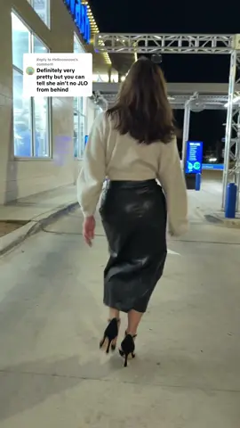 Replying to @Hellooooooo you’re right. J Lo booty be goals. 🍑