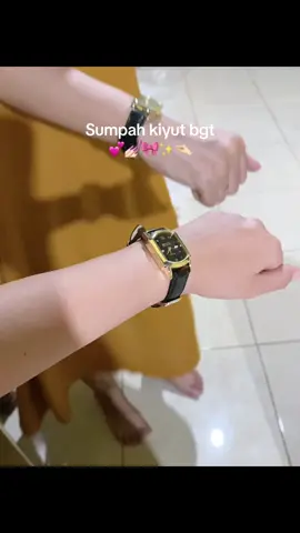 Jam tangan feminin 🎀✨ dari @sophiemartinparis #fyp #xybca #masukberanda #bismillahfyp #masyaallahtabarakkallah 