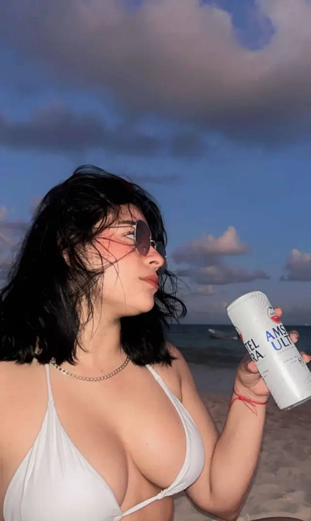 ✌🏻🫰🏻❤️