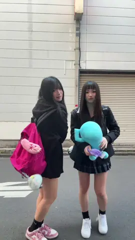 あやか待ってたらクレーンゲームで取れちゃった。男にとってもらいたいのに自分で取れちゃうやん！！#神奈川 #jk #fyp #運営さん大好き 