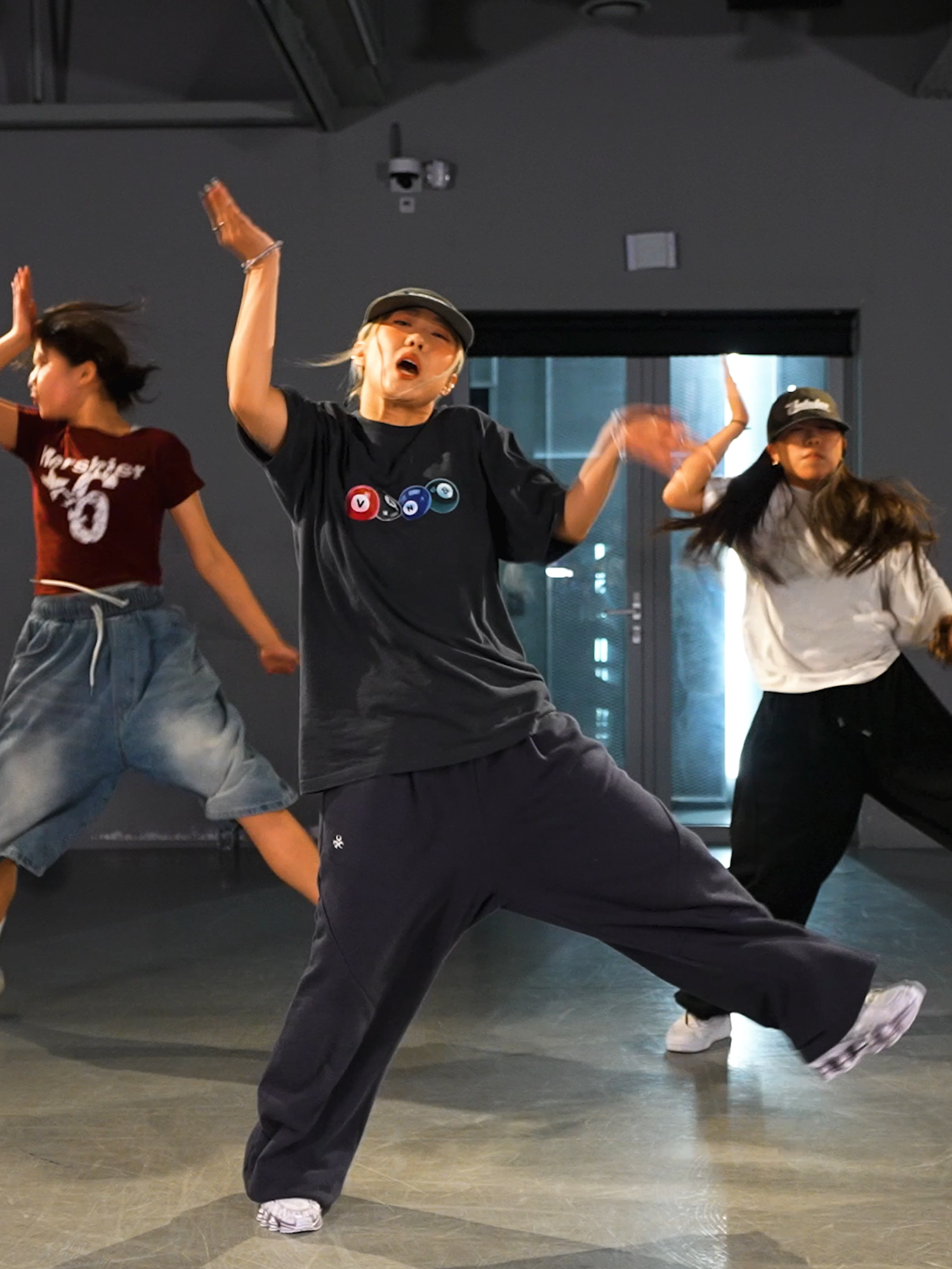 😜😜 #yeojin #choreography