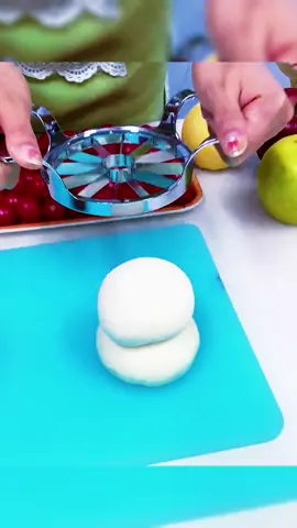 Slicer hack: 1 press = perfect watermelon wedges. Mess-free, chill-instant.